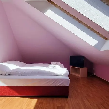 Cubanzestrasse 43 Marie *