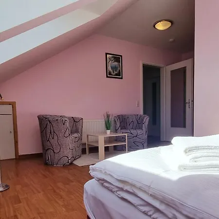 Cubanzestrasse 43 Marie